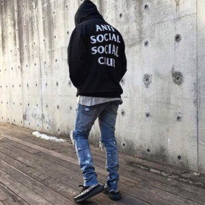 15+ Men’s Winter Hoodie Outfits to Upgrade Your Cold Weather Style
