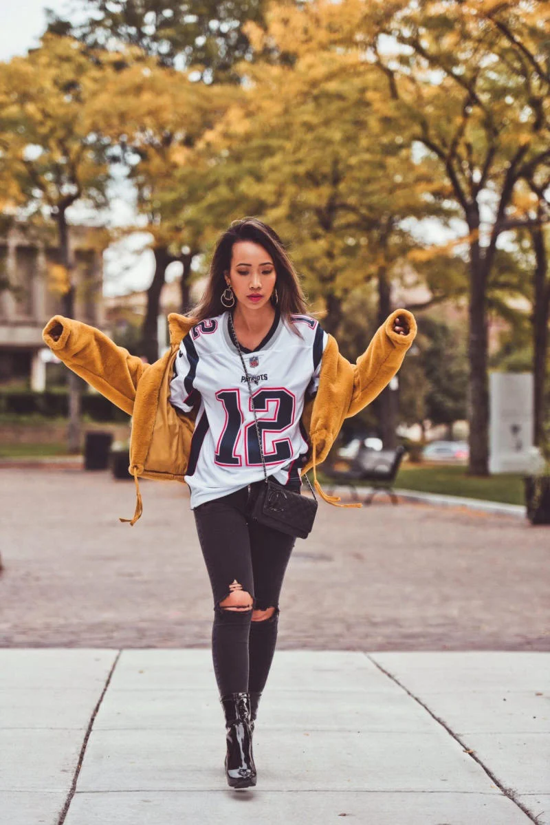 More Ways to Style Your Sports Jersey 3