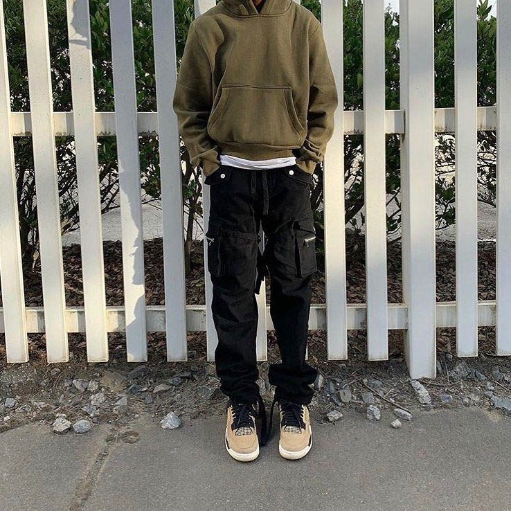 Next Gen Streetwear Pairing a Men’s Hoodie with Cargo Pants