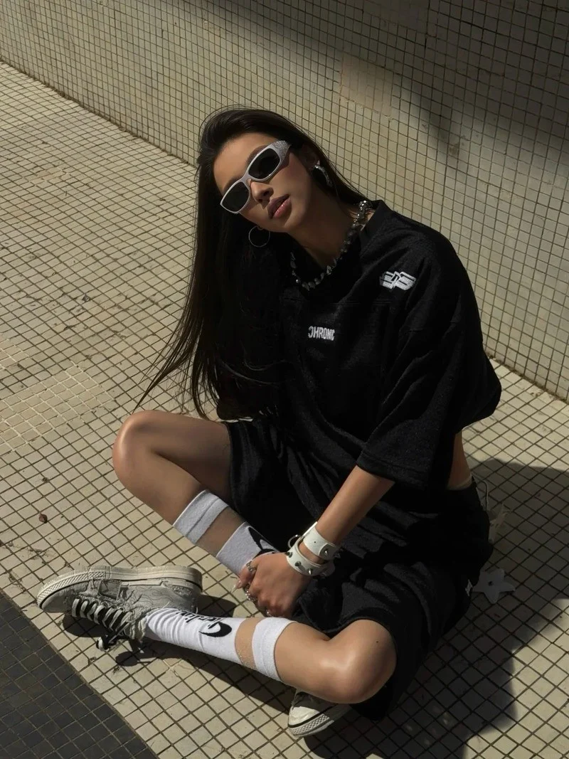 Other Ways to Style Women's Sweatshirts 2