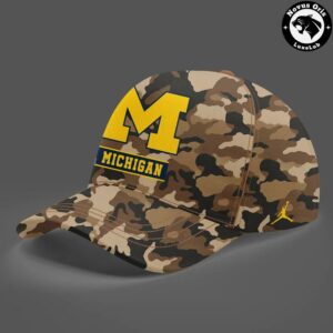 Michigan Wolverines Military Appreciation 2026 Camo Hoodie 4
